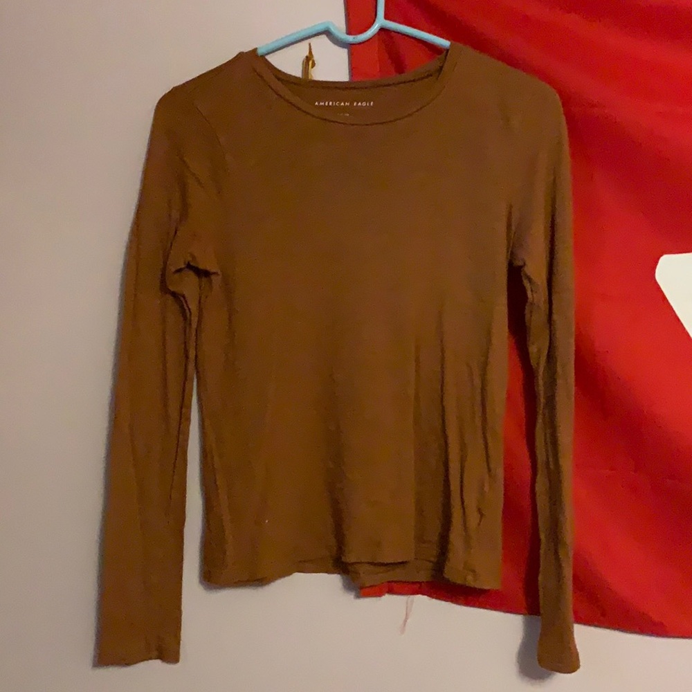 American Eagle Long Sleeved T-Shirt